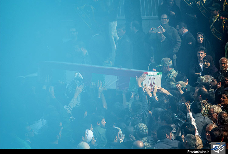 تشییع پیکرهای مطهر شهیدان مدافع حرم قاجاریان و رضایی