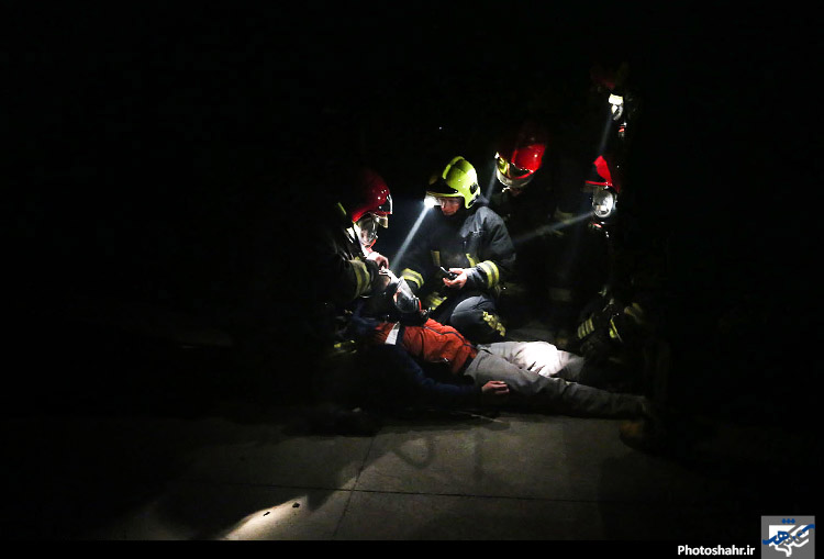  مانور لحظه صفر در برج آسمان مشهد 