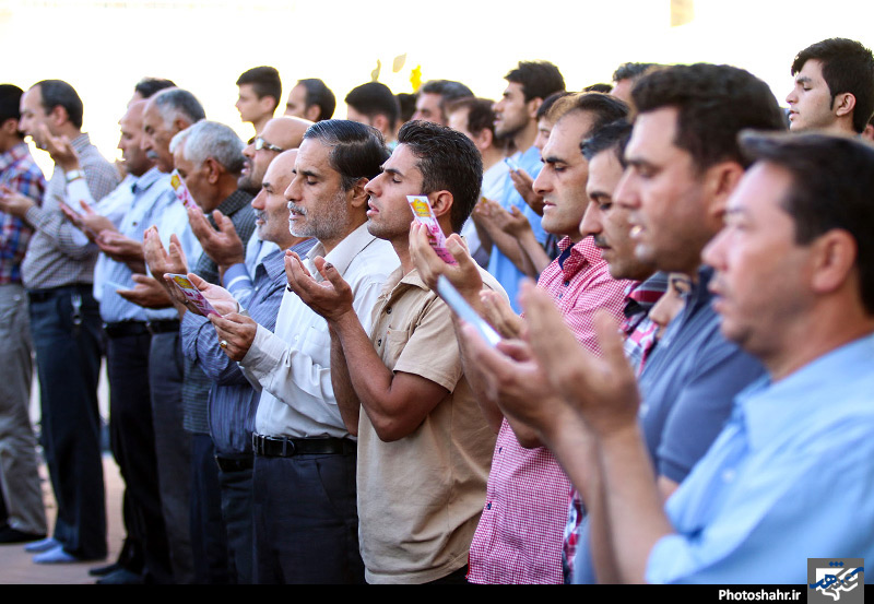 نماز عید فطر در خیابان های شهر 1