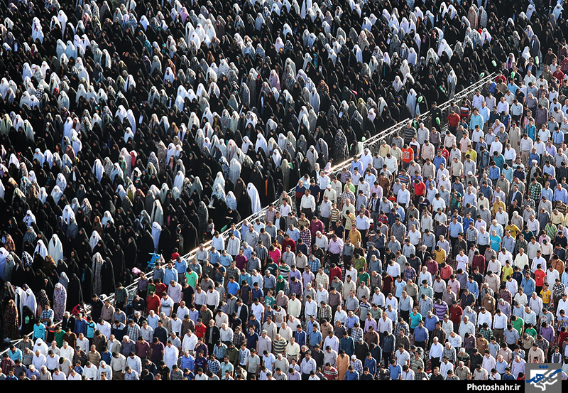 نماز عید فطر در حرم رضوی