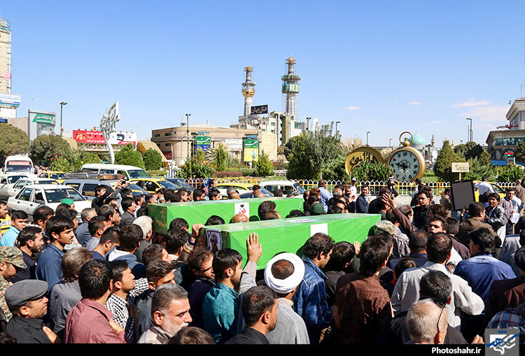 تشییع دو شهید مدافع حرم در مشهد