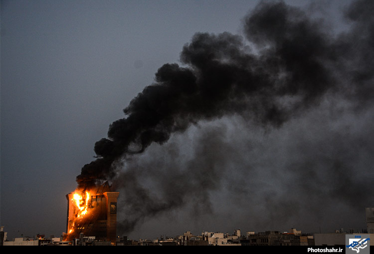 آتش سوزی گسترده در برج سلمان مشهد