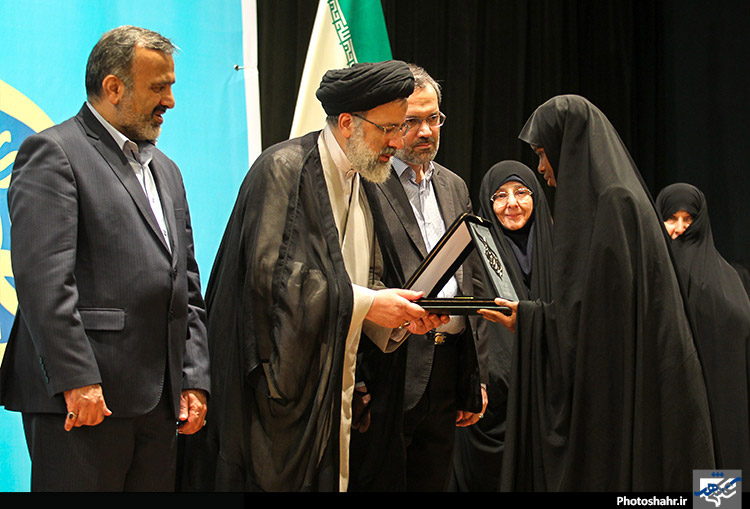  جایزه جهانی گوهرشاد در حرم رضوی