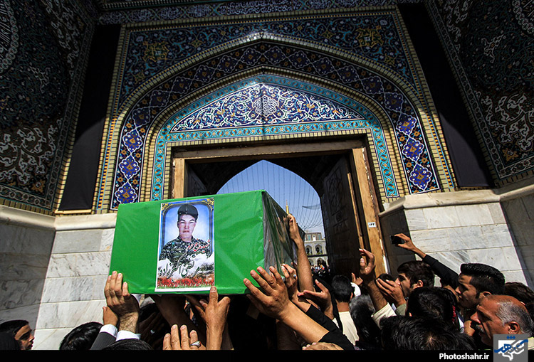 آیین تشییع 3 شهید مدافع حرم در مشهد 