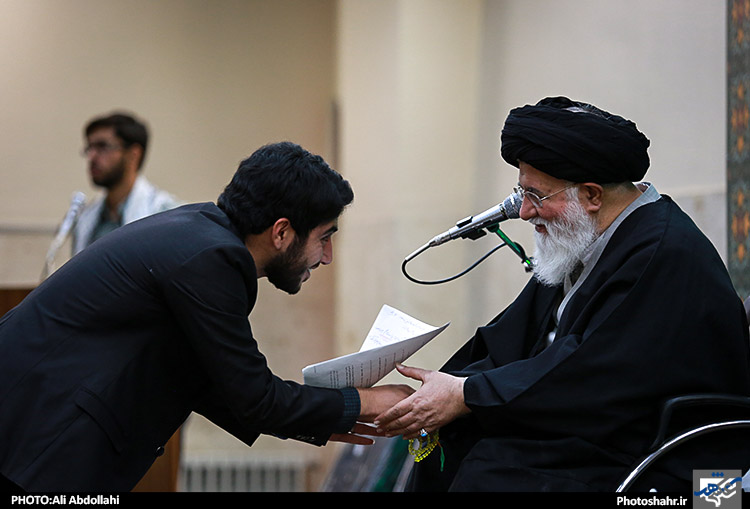 دیدار تشکل های دانشجویی با آیت الله علم الهدی به مناسبت روز دانشجو
