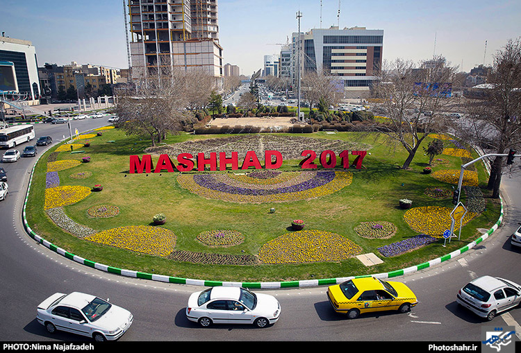  گل آرایی و نصب المانهای گل در سطح شهر مشهد 
