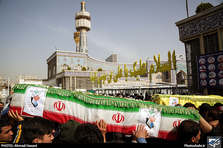 تشییع پیکر 3 شهید مدافع حرم در مشهد