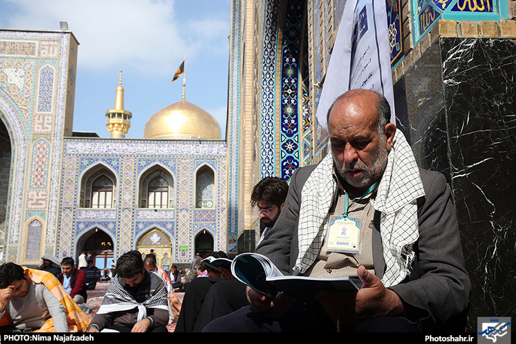 آیین معنوی اعتکاف در حرم مطهر رضوی  2