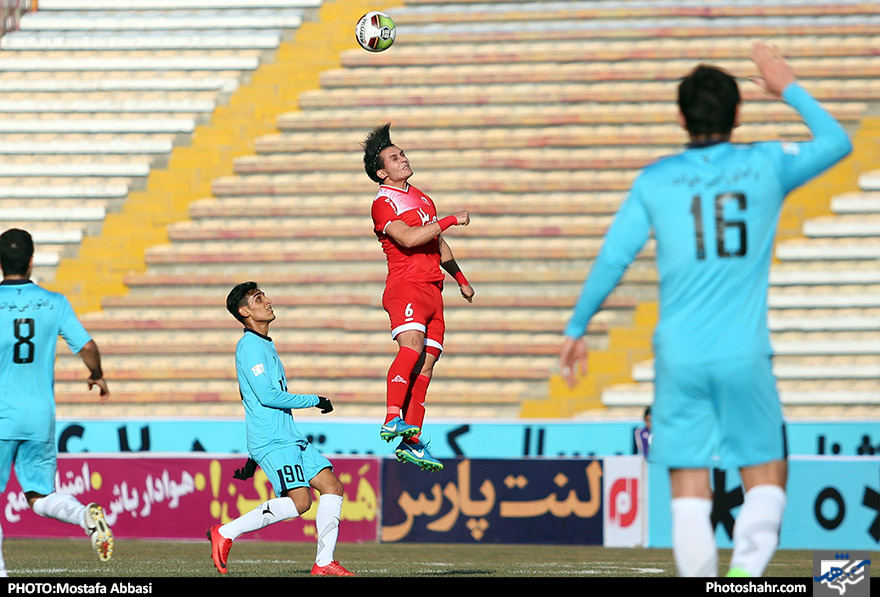 لیگ برتر فوتبال / مسابقه پدیده و پیکان 