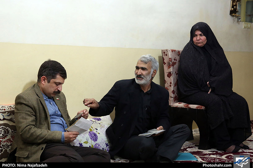 دیدار امیرشهلا عضو شورای شهر مشهد از جانباز رجب رشیدی