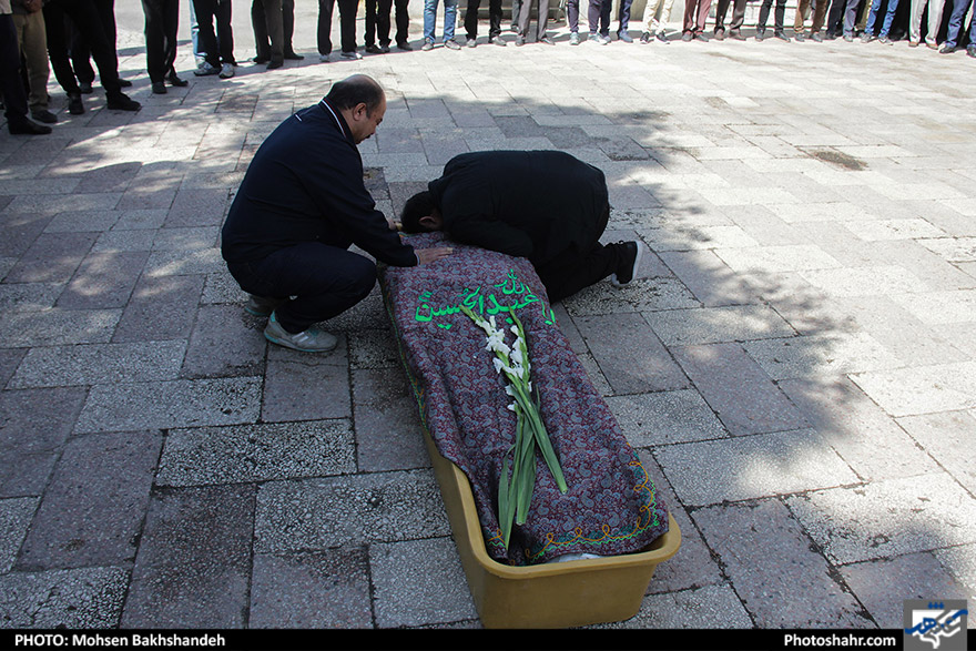 تشییع پیکر 