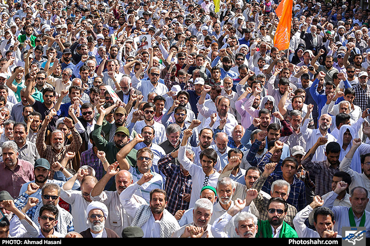  راهپیمایی نمازگزاران نماز جمعه مشهد در حمایت از مسلمانان مظلوم میانمار