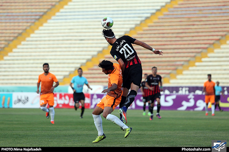جام حذفی / مسابقه سیاه جامگان مشهد و برق شیراز
