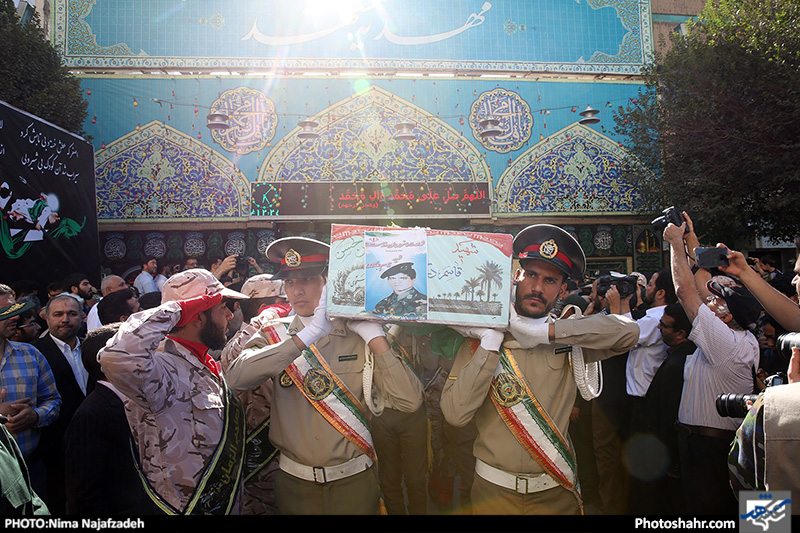 تشییع پیکر مطهر چهار شهید دفاع مقدس و یک شهید مدافع حرم در مشهد