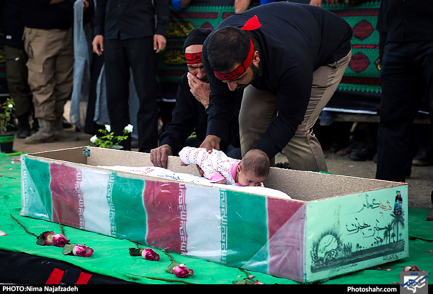 تشییع پیکر مطهر دو شهید گمنام در شاندیز