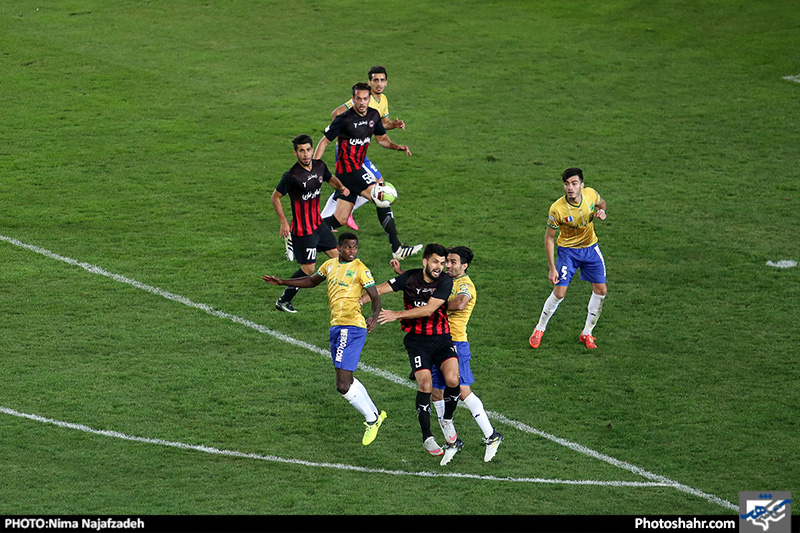 لیگ برتر فوتبال / مسابقه سیاه جامگان مشهد و صنعت نفت آبادان