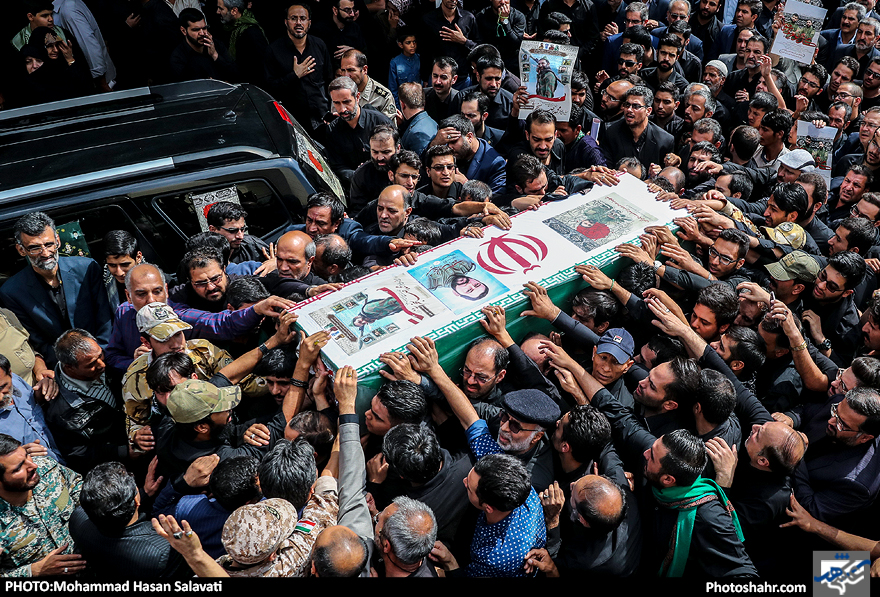 تشییع پیکر شهدای مدافع حرم رضا سنجرانی و محمد رضا یزدانی