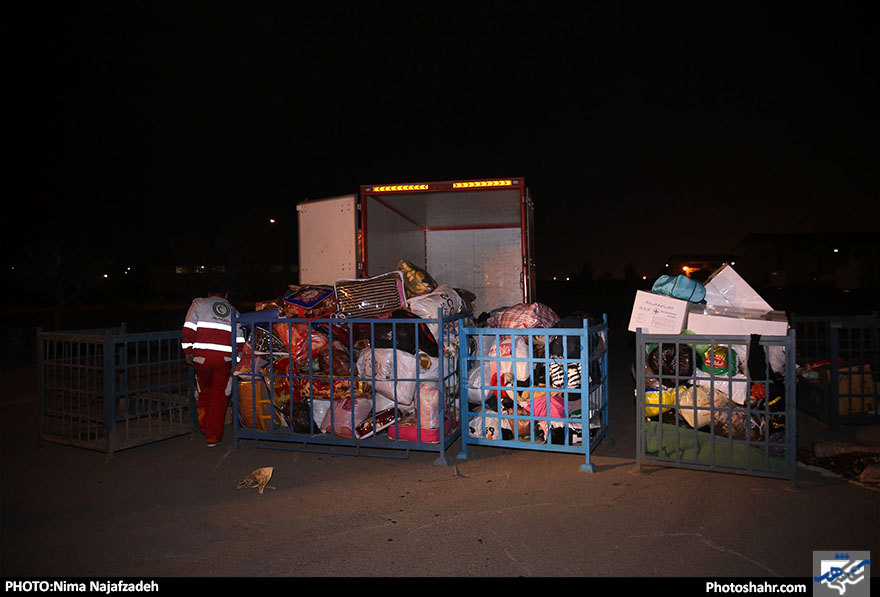 جمع‌آوری کمک‌های مردمی برای آسیب‌دیدگان زلزله غرب کشور