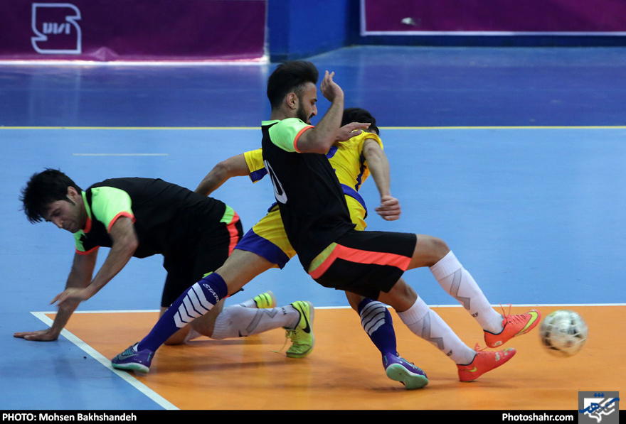 لیگ برتر فوتسال/فرش آرا مشهد و هیات فوتبال قم