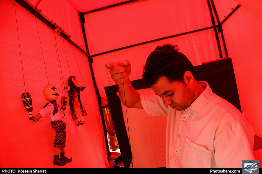 نمایش خیمه شب بازی 