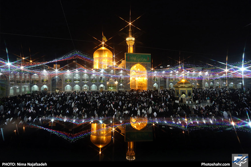 حرم مطهر امام رضا (ع) در نیمه شعبان