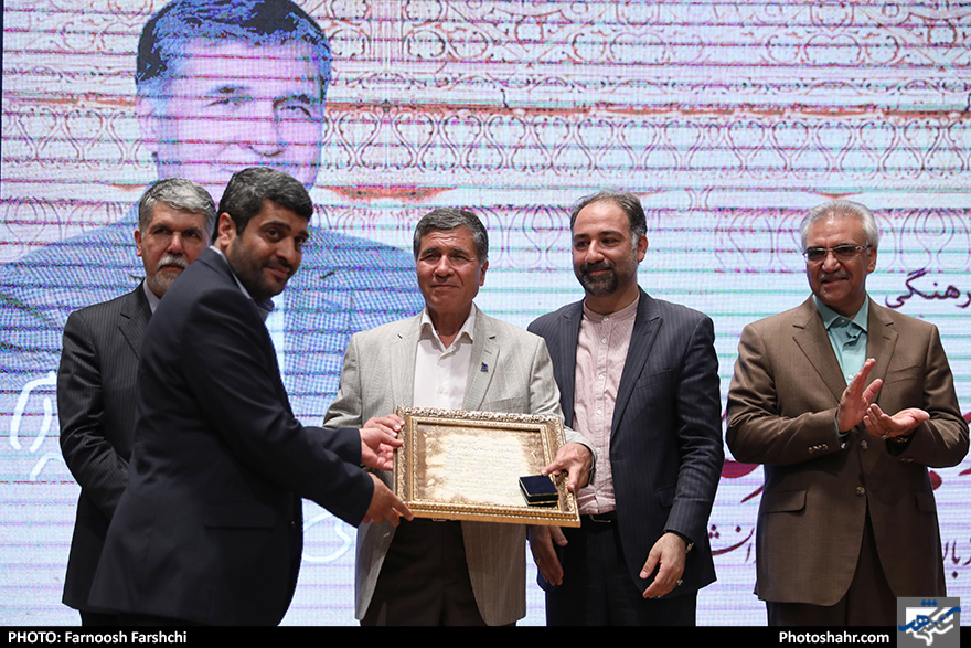 پاسداشت نیم قرن خدمات علمی و فرهنگی دکتر محمد جعفر یاحقی