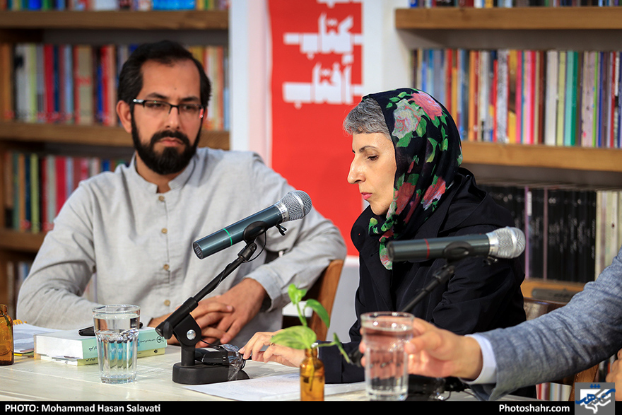 نشست نقد و بررسی آثار 