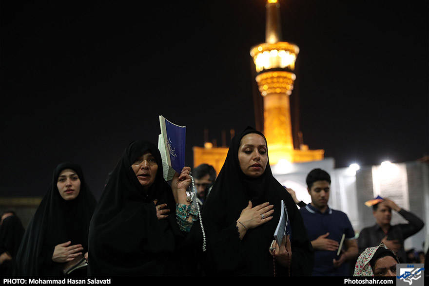 مراسم شب بیست‌ویکم ماه مبارک رمضان در حرم امام رضا (ع)