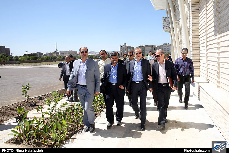 بازدید شهردار از پروژه های ورزشی