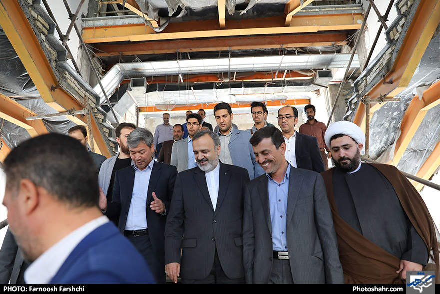 بازدید استاندار از پروژه کتابخانه مرکزی مشهد
