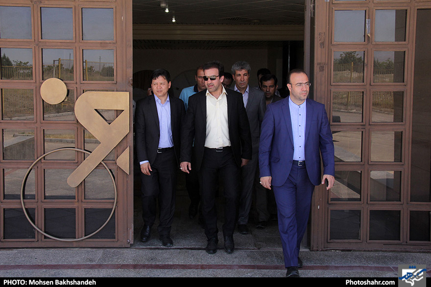 بازدید معاون خدمات و محیط زیست شهری شهرداری مشهد از اماکن ورزشی
