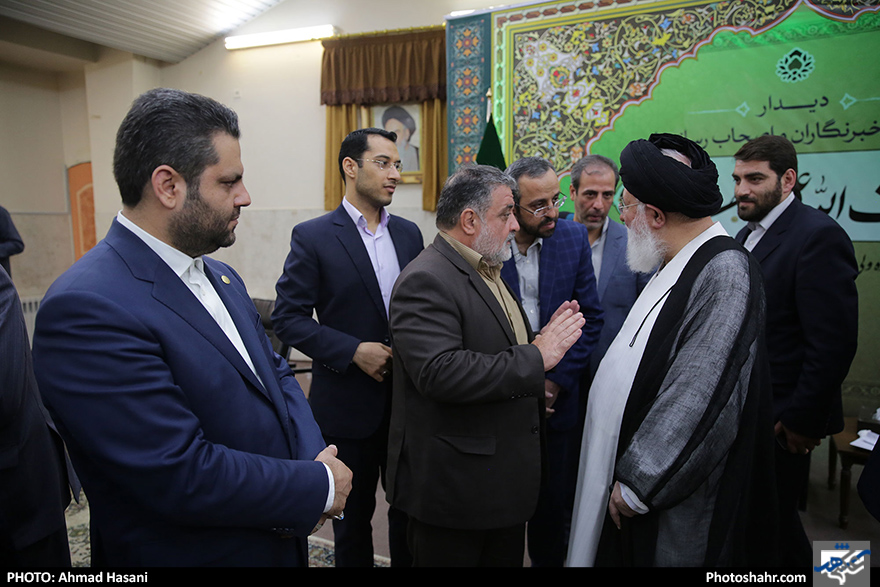 دیدار اصحاب رسانه با آیت الله علم الهدی 