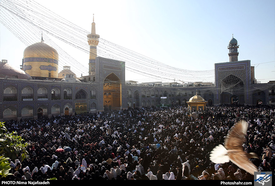 مراسم دعای عرفه درحرم مطهر رضوی