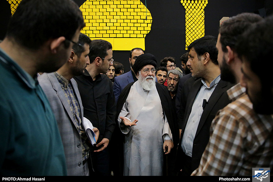 دیدار آیت الله علم الهدی با دانشجویان
