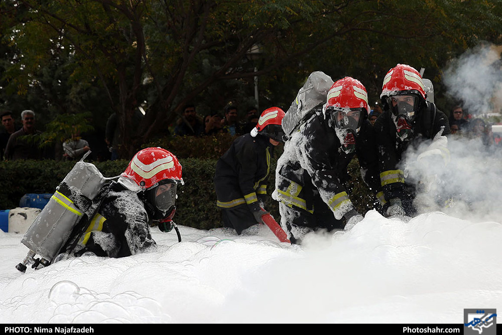 مانور امدادی در دانشگاه آزاد