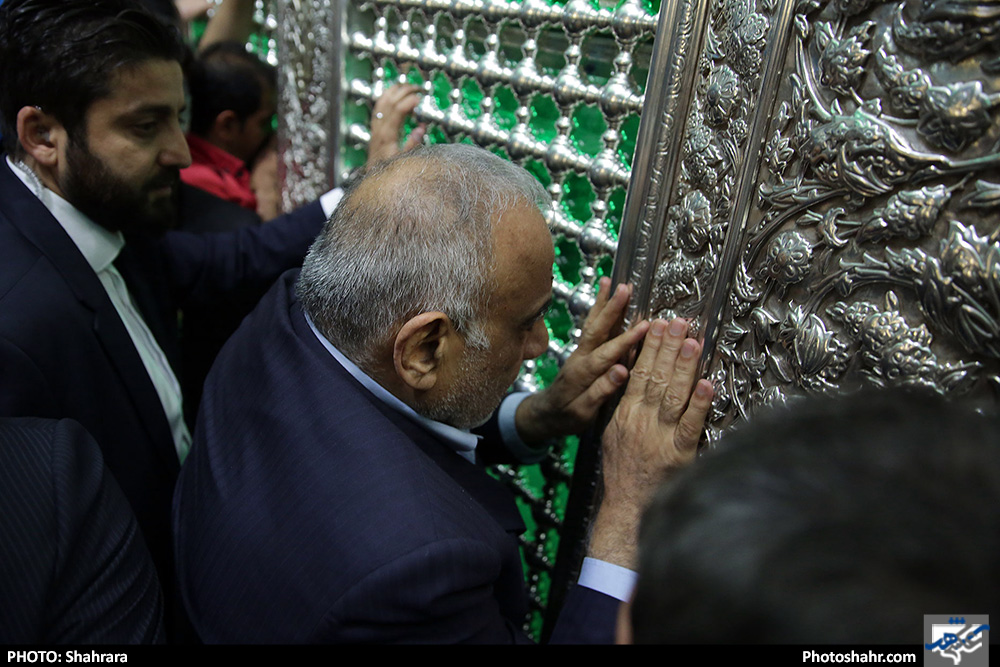  سفر نخست وزیر عراق به مشهد ‎ 