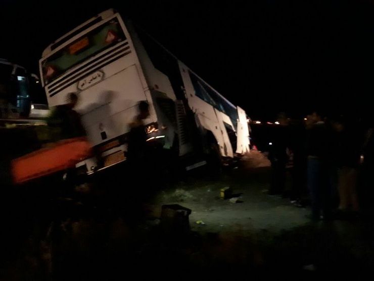 سقوط مرگبار اتوبوس مسافربری به دره در اتوبان زنجان - تبریز+ فیلم