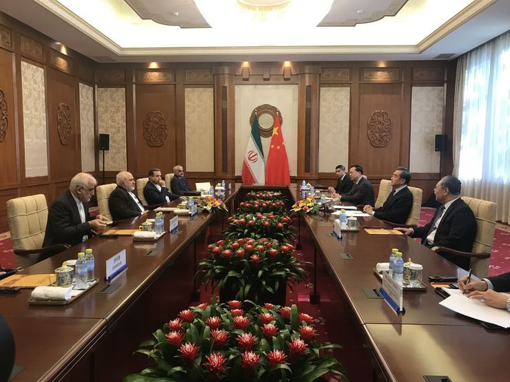تاکید بر افزایش تعاملات و توسعه همکاری دو کشور ایران و چین