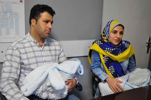 ترخیص سه نوزاد از پنج قلو های مشهدی در بیمارستان ام البنین (س) مشهد