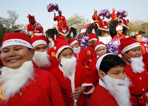  استقبال مسیحیان سراسر جهان از کریسمس