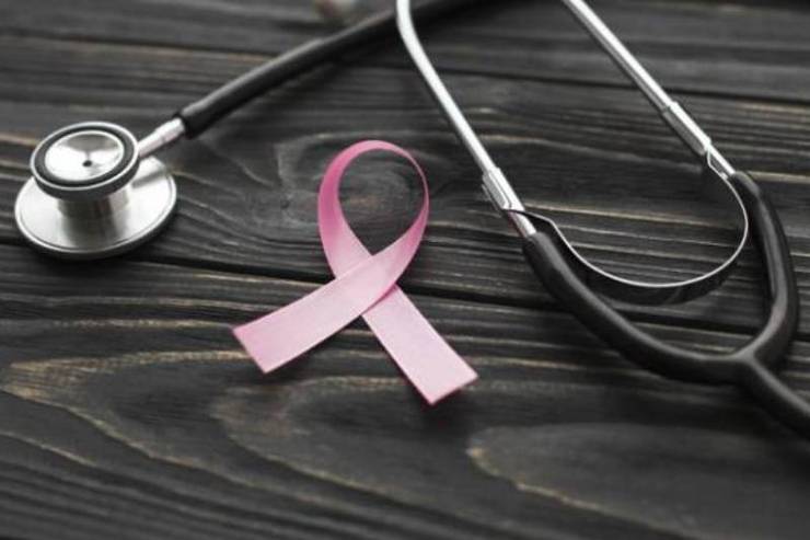 غربال‌گری رایگان سرطان پستان در بیمارستان امید