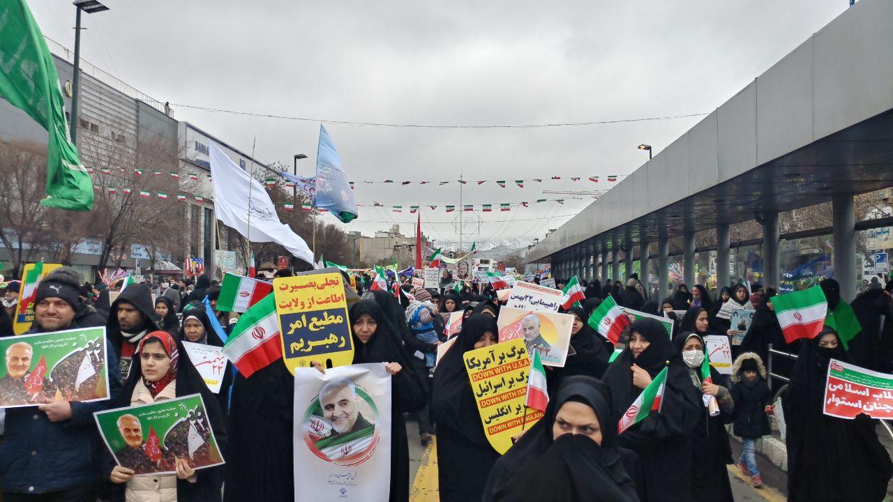 آغاز چهل و یکمین حضور پرشور مردم انقلابی مشهد در راهپیمایی ۲۲ بهمن