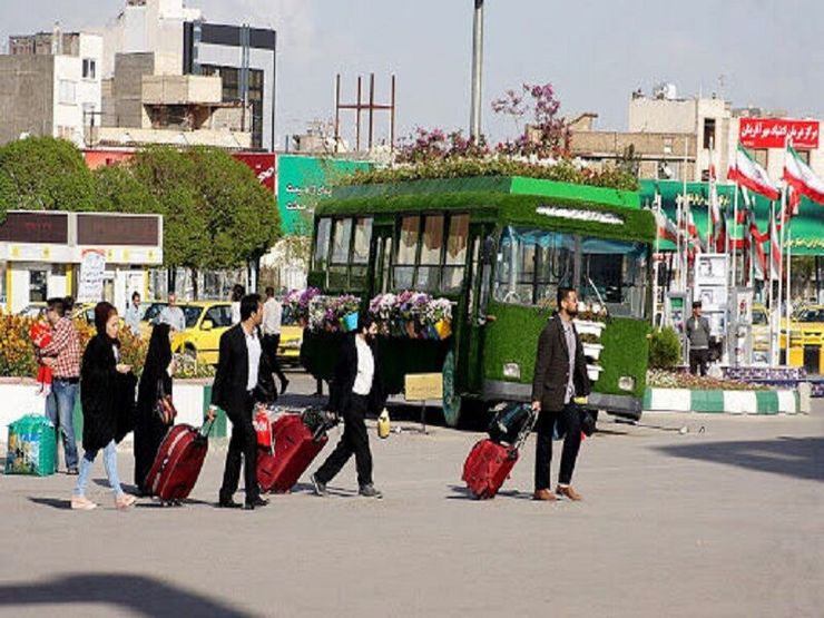 فروش بلیت اتوبوس در پایانه مسافربری مشهد متوقف شد