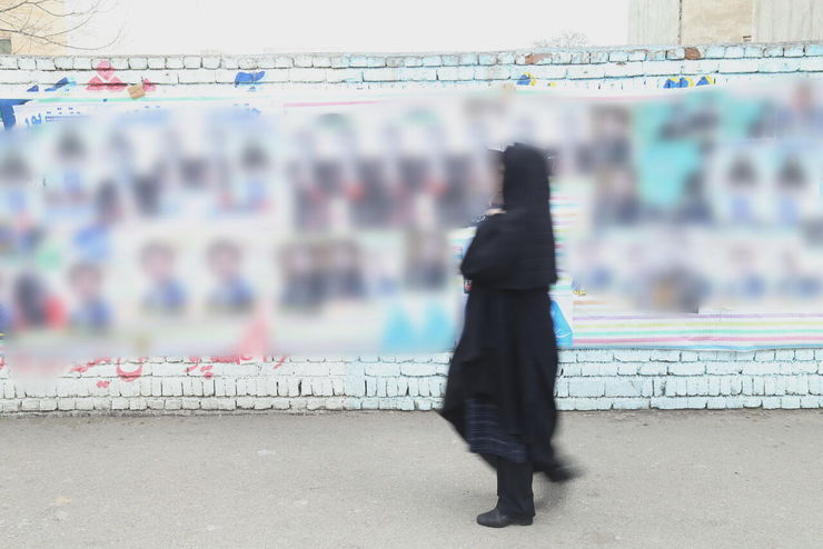پاکسازی چهره شهر مشهد از تبلیغات انتخابات