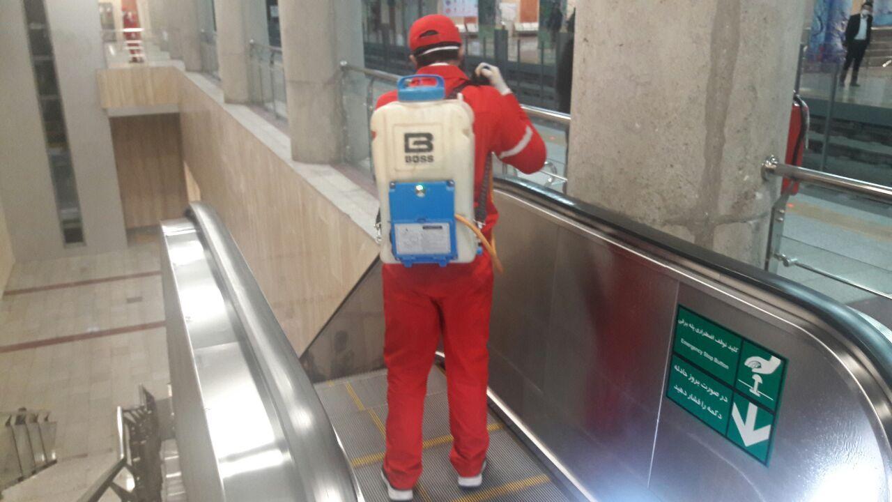 ضدعفونی کردن قطارشهری