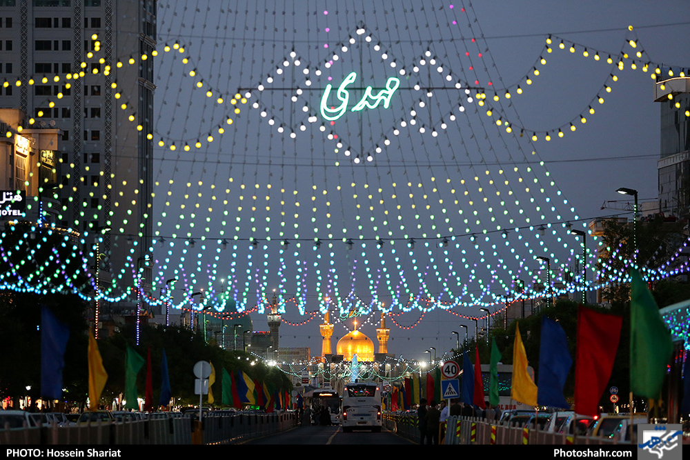 حال و هوای مشهد در نیمه شعبان