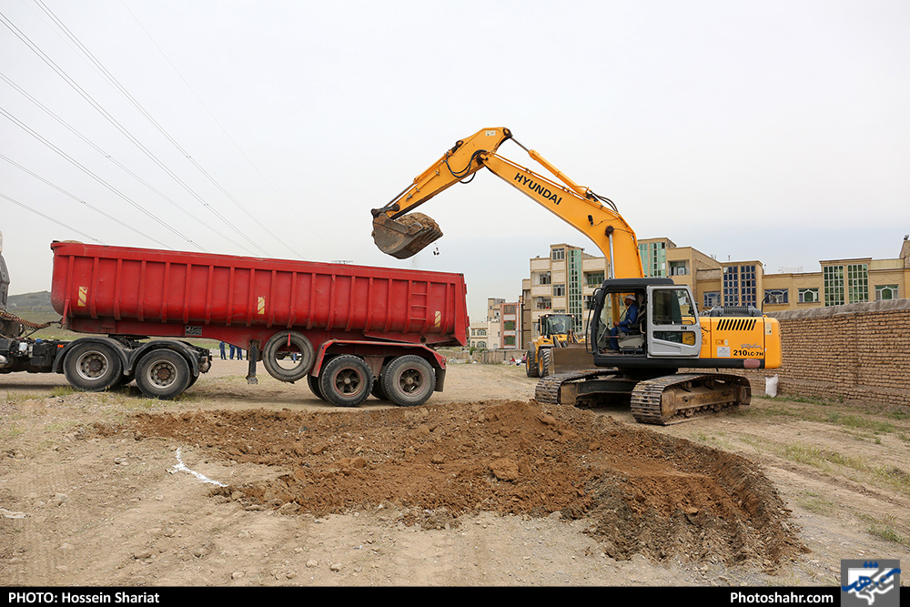  آیین آغاز عملیات اجرایی پروژه بازگشایی خیابان کوشش