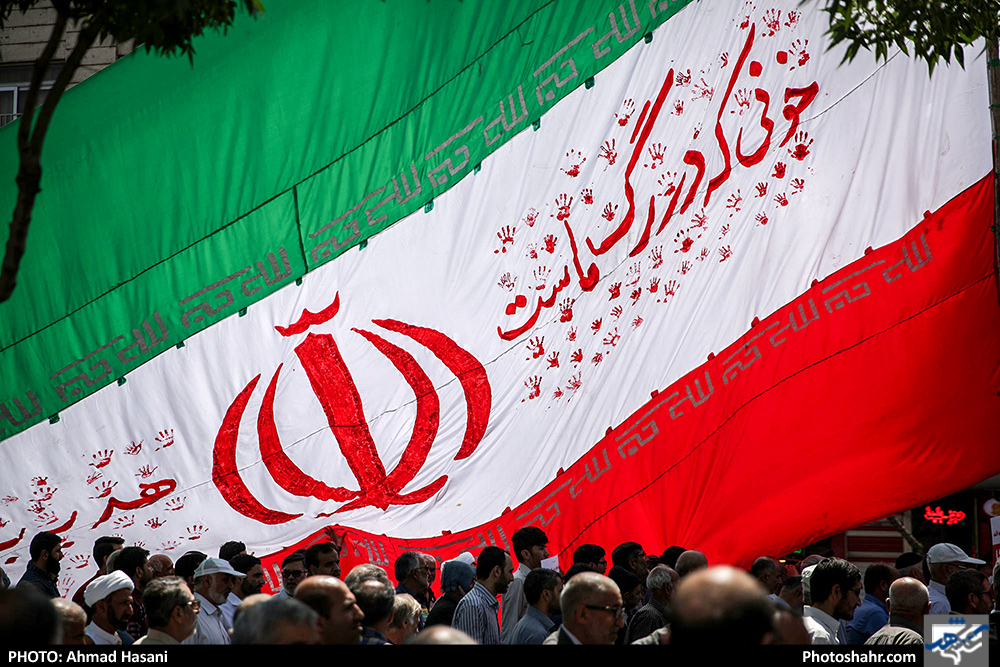 راهپیمایی نمازگزاران جمعه مشهد در حمایت از بیانیه شورای عالی امنیت ملی 