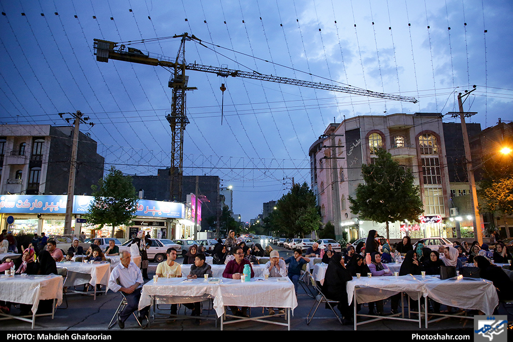 سفره‌ای به وسعت یک شهر