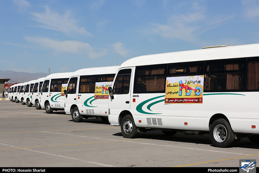 آیین بهره‌برداری از 100 دستگاه مینی‌بوس جهت توسعه ناوگان حمل و نقل عمومی